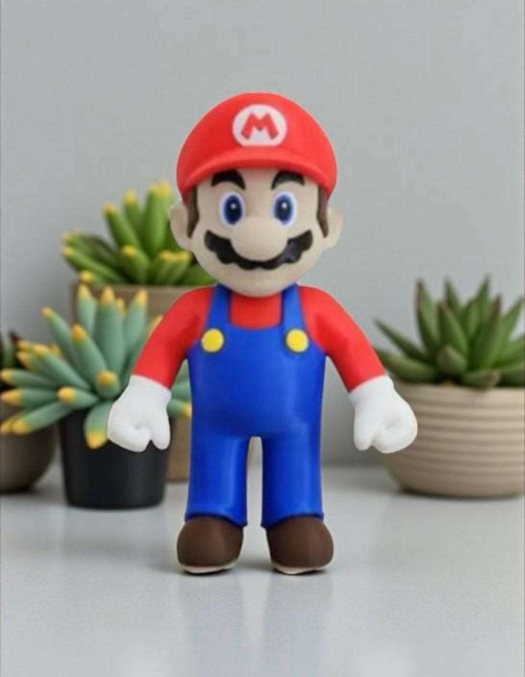 Retro Plumber Figurine – 3D‑Printed Display Model (Video Game Fan Art)